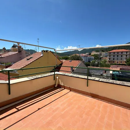 60 M From The Promenade - Torre Saracena By Rd Domus דירה *