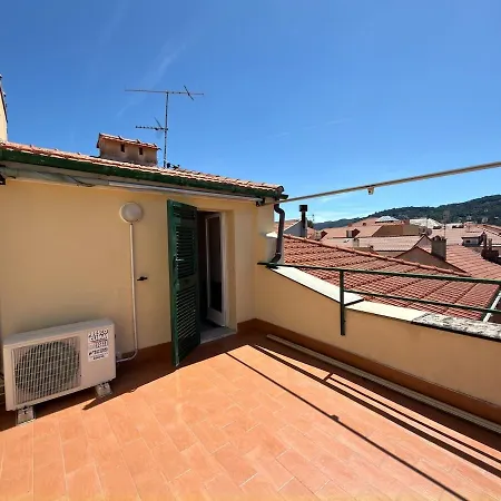 Apartment 60 M From The Promenade - Torre Saracena By Rd Domus *